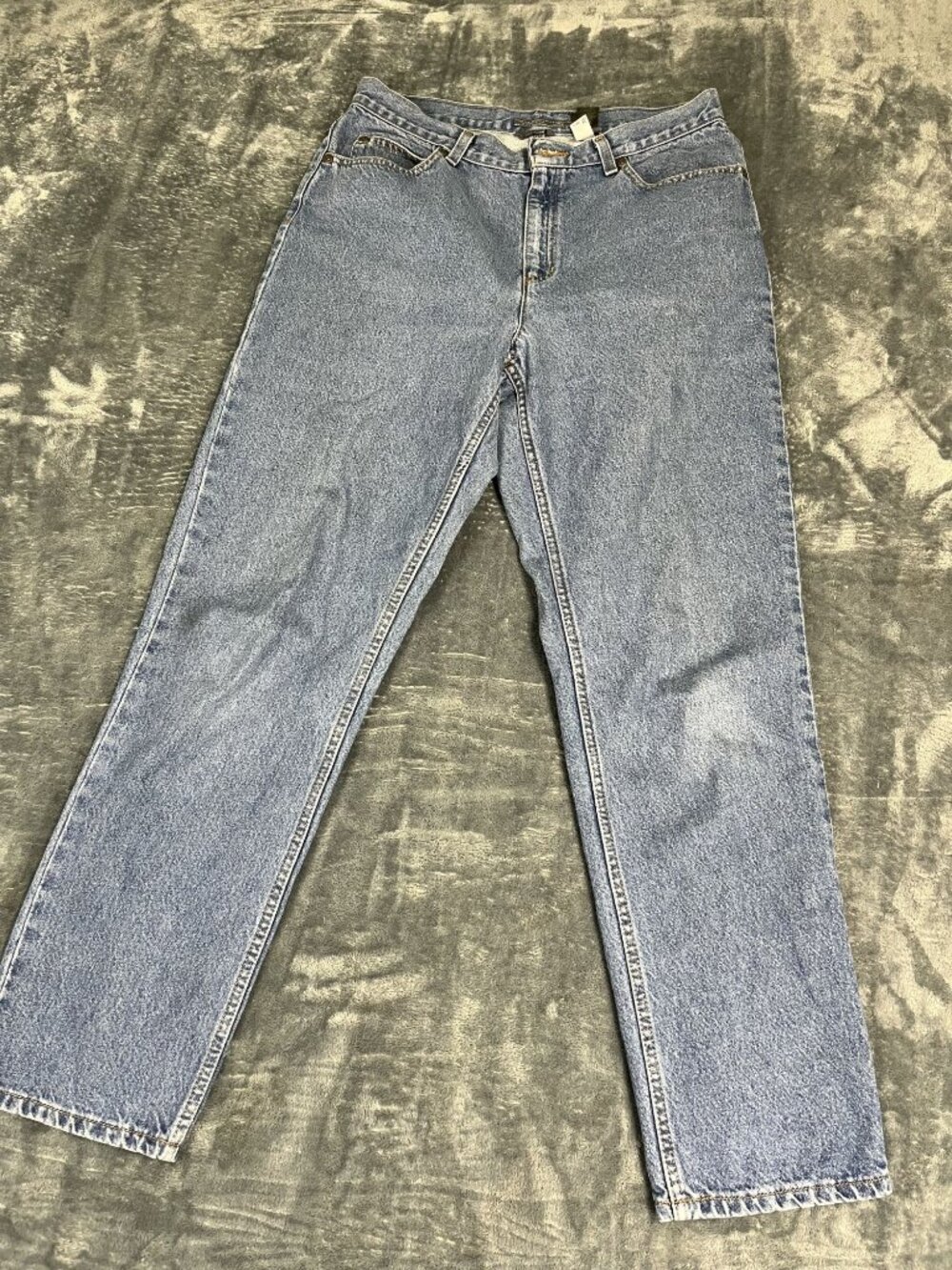 Liz Claiborne Womens Blue Straight Leg Jeans 12R